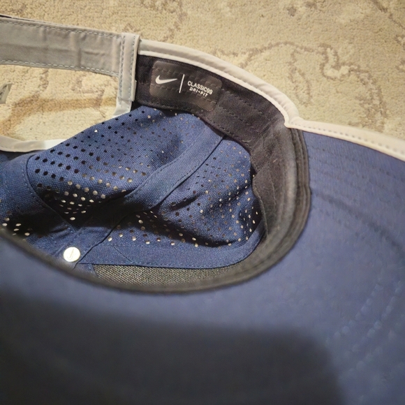 Nike Swoosh Dri Fit Hat - Picture 3 of 4